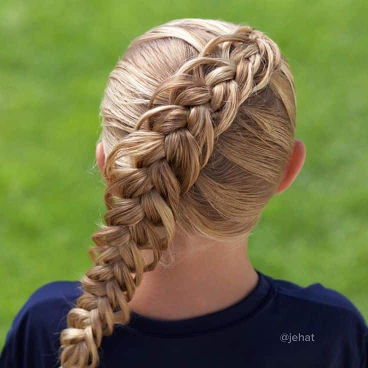 Image of a Dutch Loop Braid in the style of loop braids
